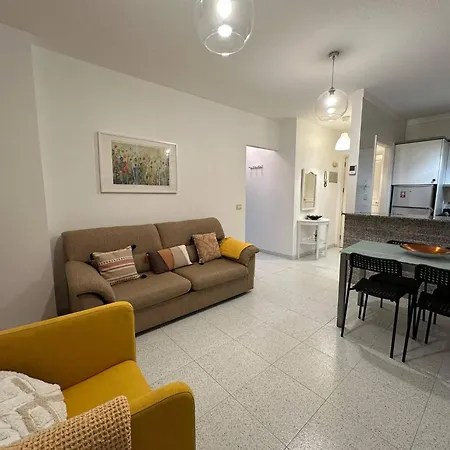 Casa - El Mdano شقة